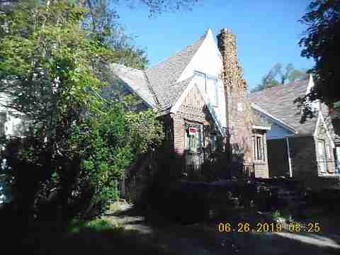 15839 Robson (7)_m.jpg